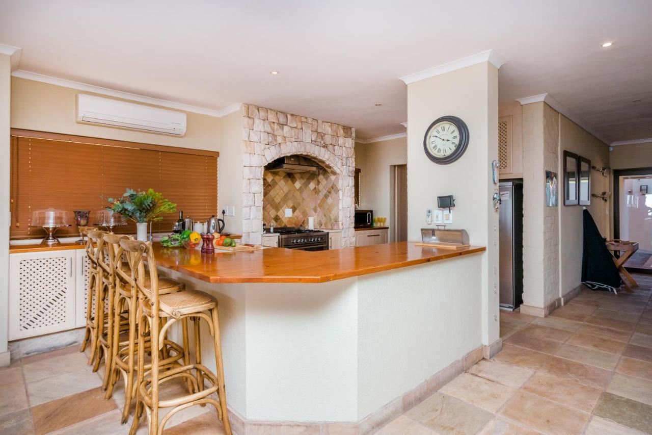 Whale Waters Self Catering Gansbaai Apartment De Kelders Exterior photo
