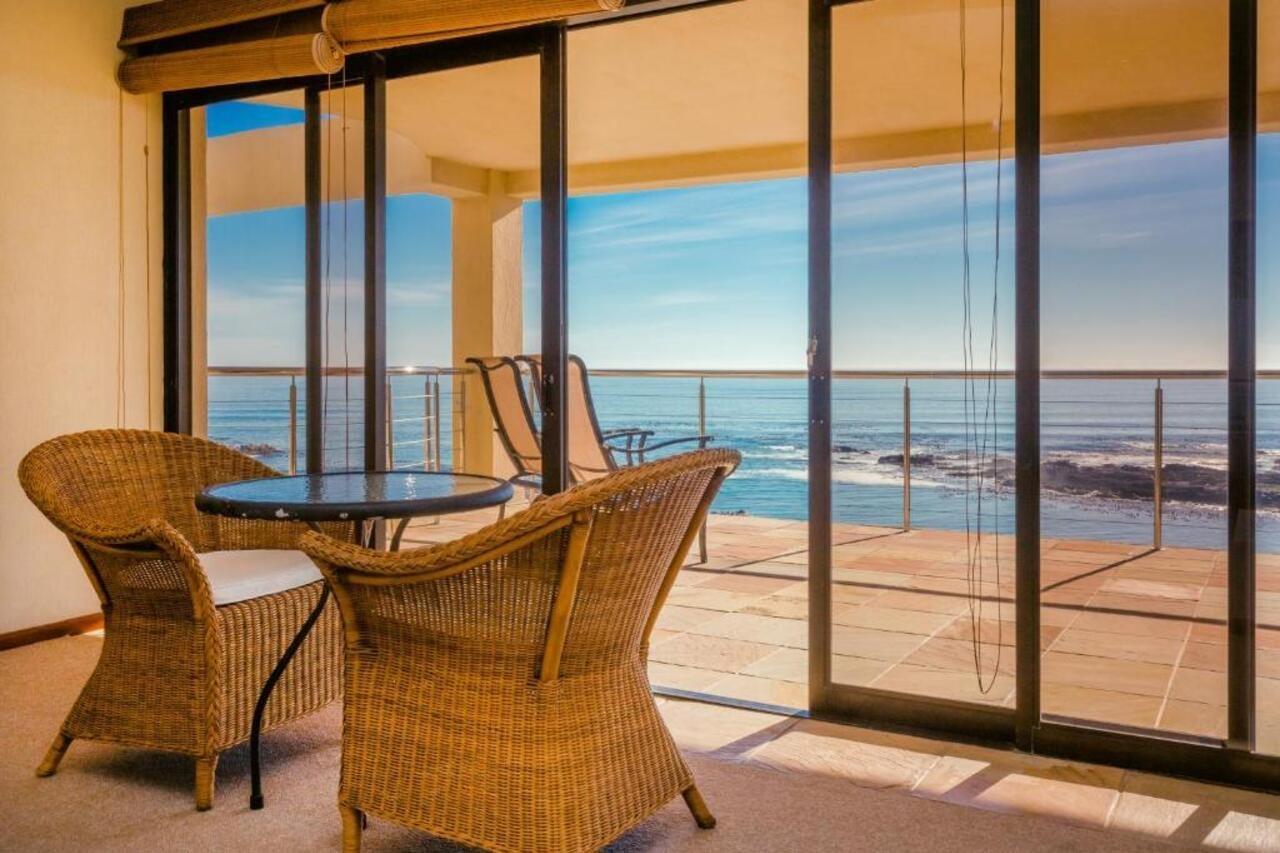 Whale Waters Self Catering Gansbaai Apartment De Kelders Exterior photo
